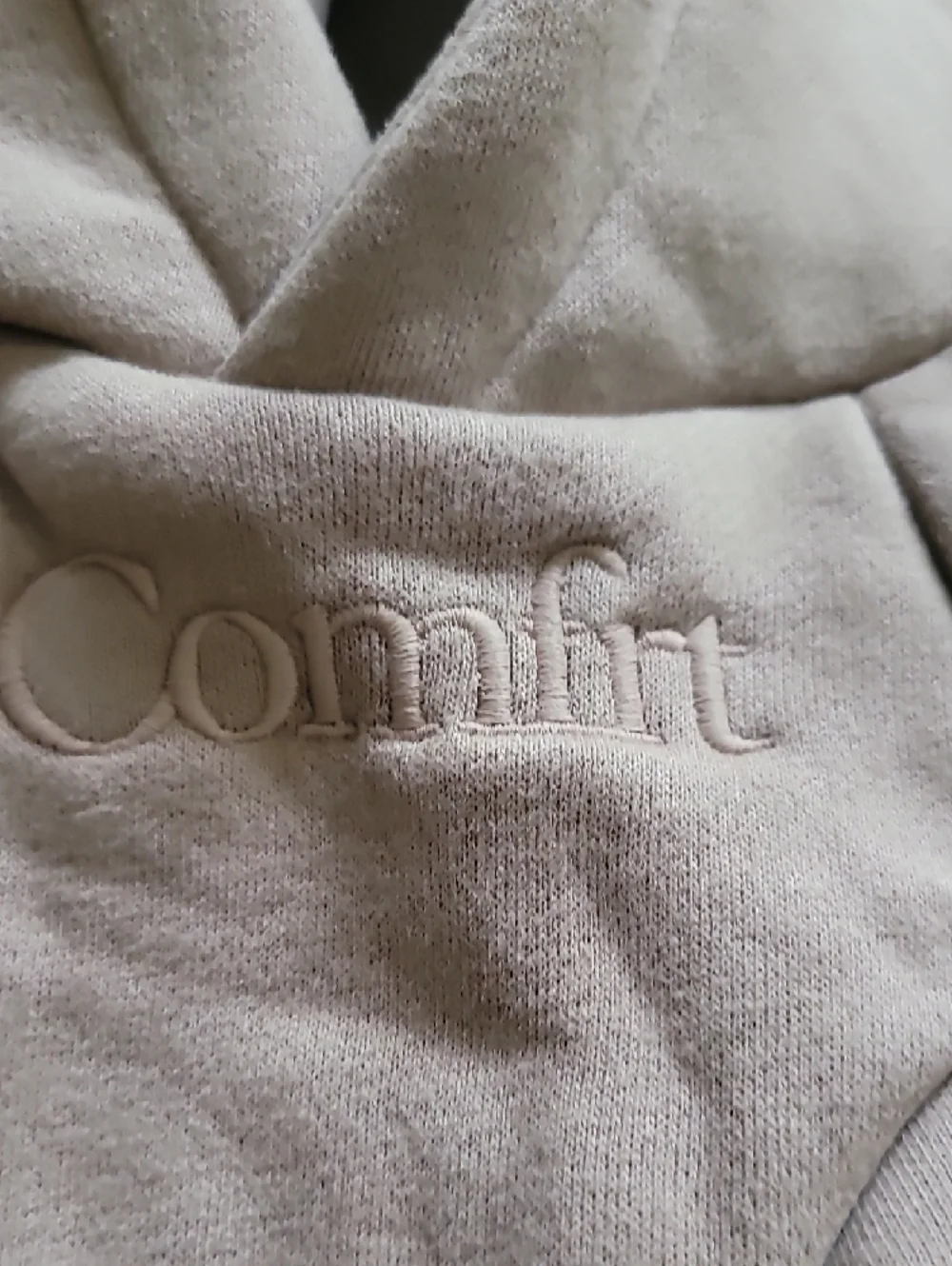 Comfrt Signature Paw Hoodie In Bone, Size Medium NWOT - Picture 9 of 9